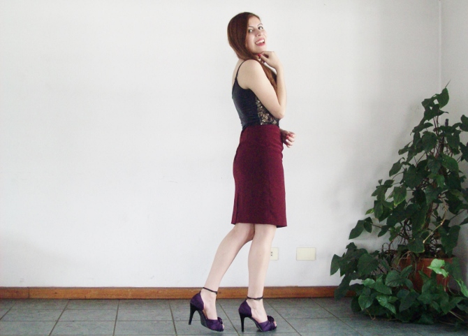 valentine-outfit-sexy-lace-burgundy-streetstyle-blogger04