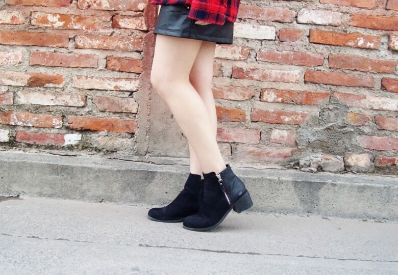tartan-plaid-shirt-leather-mini-skirt-black-turtleneck-fall2015-ankle-boots09
