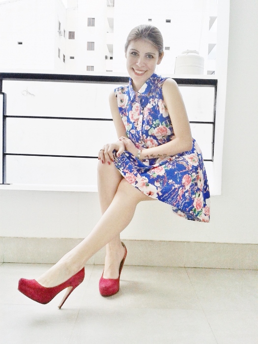 blue-floral-dress-pink-shoes-pumps-streetstyle-blogger-argentina10